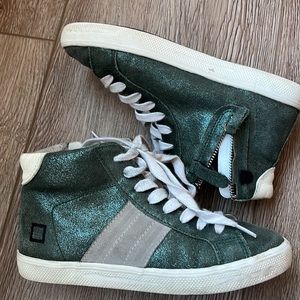 d.a.t.e high top sneakers, size 32 (us size1)